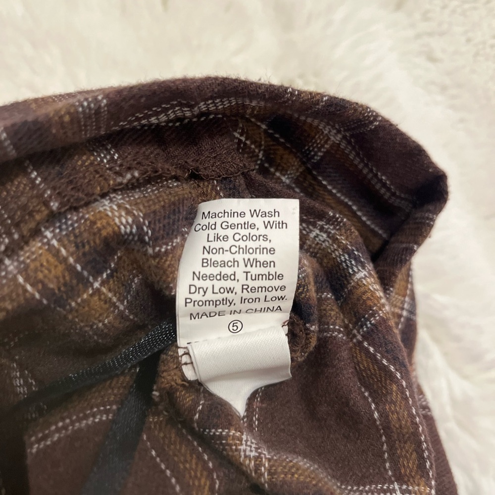 Plaid Pleated Skirt - Picture 5 of 6
